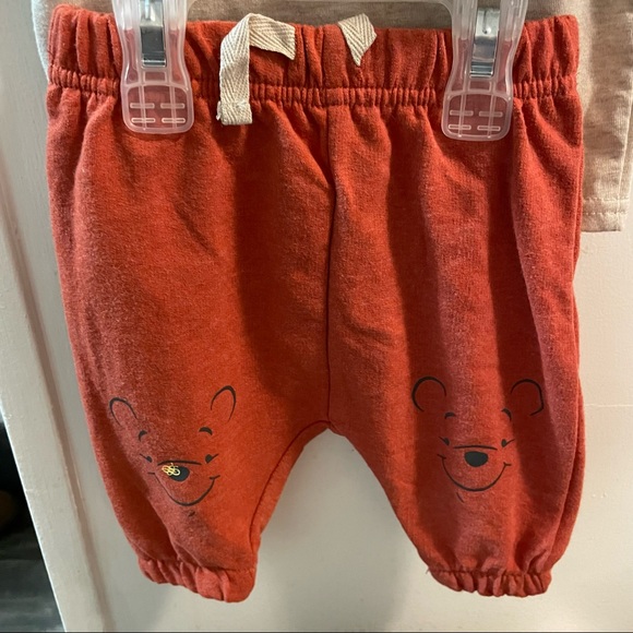 NWT! Disney Baby 0-3M Pooh Set - Picture 5 of 6